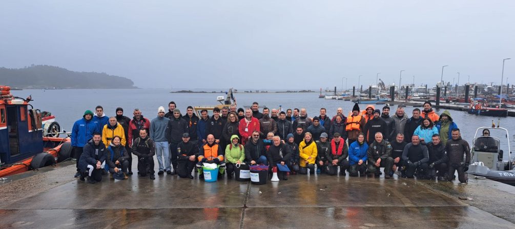 Jornada de limpieza en los Guidoiros Areoso y Pedregoso con el programa PLANCTON
